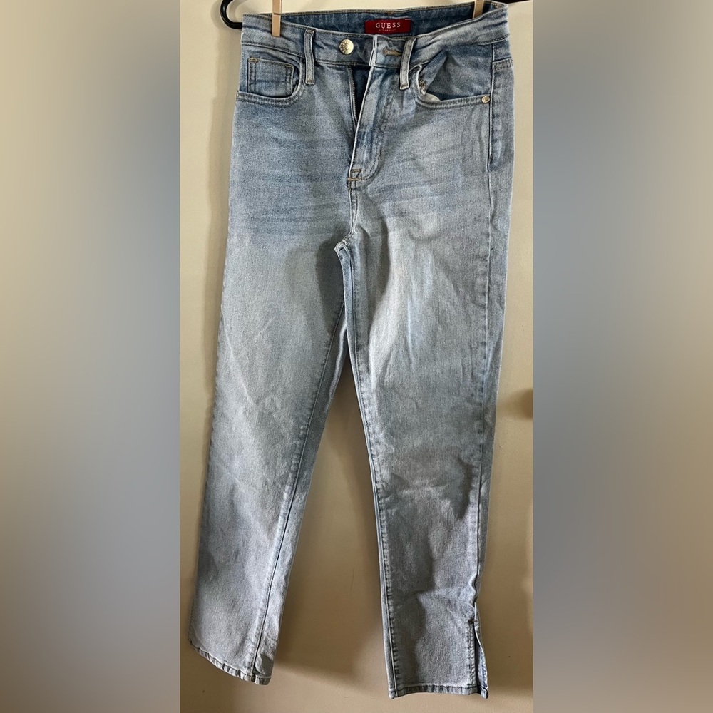 Guess Women's Light Wash Skinny Jeans